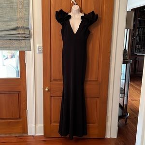 Symphony Elegant Black Dreas